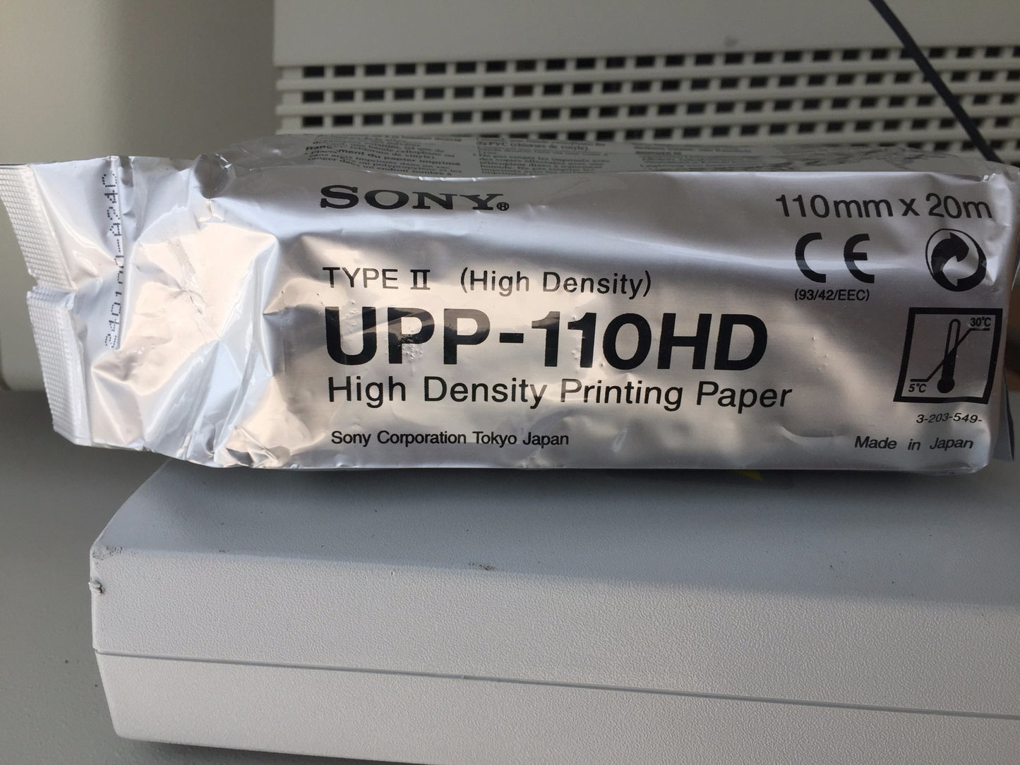 SONY UP-895MD VIDEO GRAPHIC B&W PRINTER & 2 UPP-110 HD THERMAL PAPER FREE SHIP