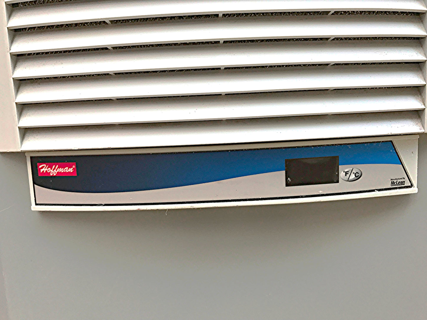 HOFFMAN APW ELECTRONIC ENCLOSURE 12KBTU AIR CONDITIONER M52-1226-034H FREE SHIP