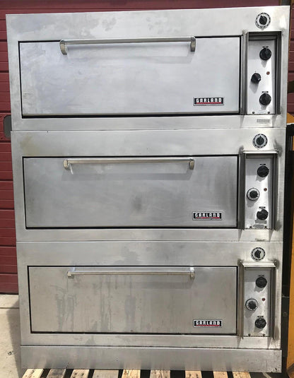 GARLAND 2555 TRIPLE DECK ELECTRIC BAKE ROAST OVEN 208V 1PHASE 12"HEARTH FREESHIP