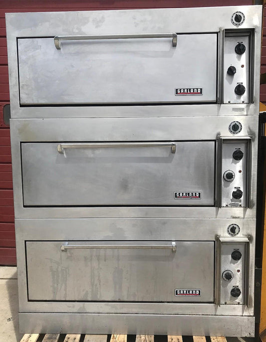 GARLAND 2555 TRIPLE DECK ELECTRIC BAKE ROAST OVEN 208V 1PHASE 12"HEARTH FREESHIP