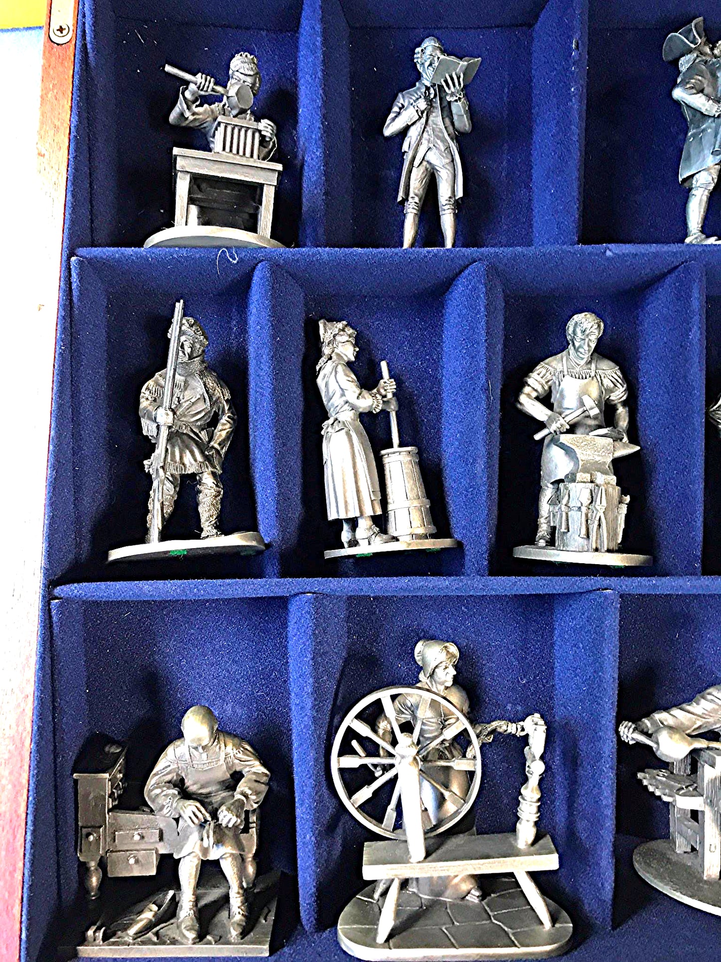 COLLECTION PEOPLE COLONIAL AMERICA FRANKLIN MINT LIONEL FORREST PEWTER FREESHIP