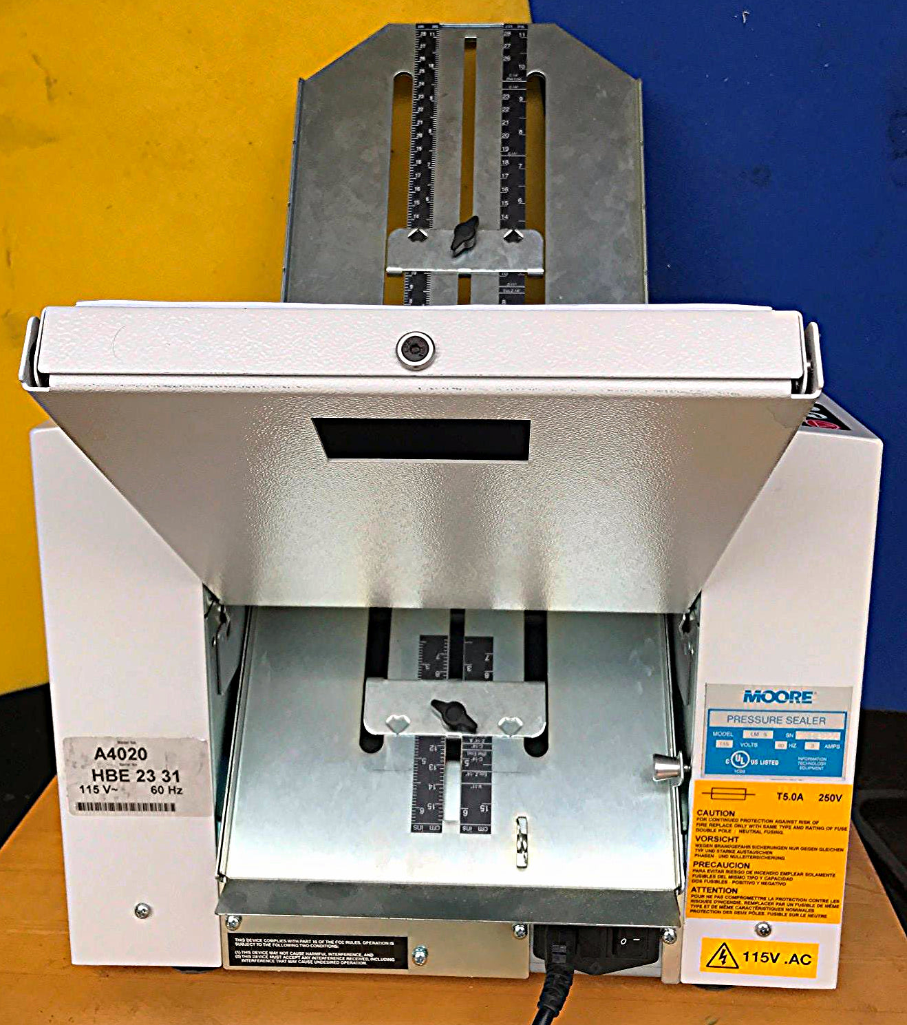 MOORE LM-5 LASERMATE PRESSURE SEALER Works Perfectly WATCH VIDEO FREESHIP