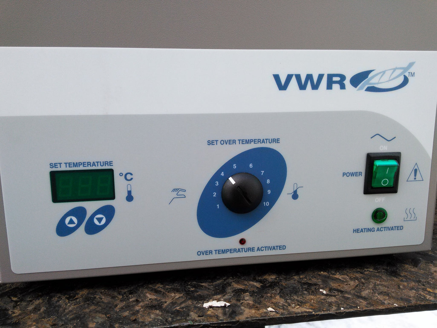 BRANDNEW VWR 1224 HEATED 2 Liter WATER BATH with COVER 90 DAY WARRANTY FREE SHIP