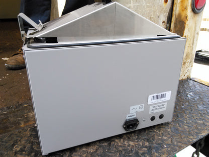 BRANDNEW VWR 1224 HEATED 2 Liter WATER BATH with COVER 90 DAY WARRANTY FREE SHIP