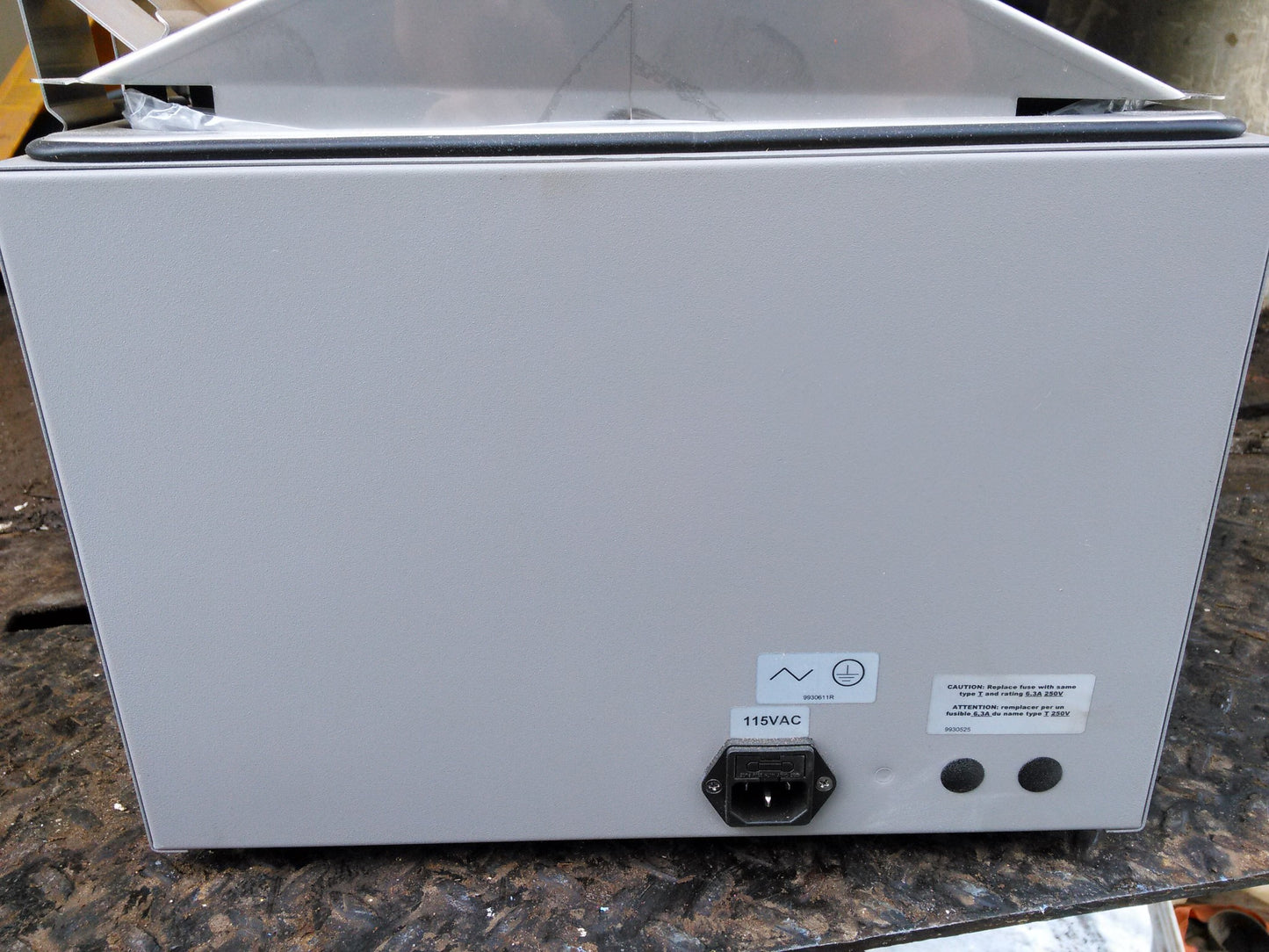 BRANDNEW VWR 1224 HEATED 2 Liter WATER BATH with COVER 90 DAY WARRANTY FREE SHIP