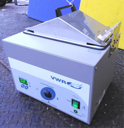 BRANDNEW VWR 1224 HEATED 2 Liter WATER BATH with COVER 90 DAY WARRANTY FREE SHIP