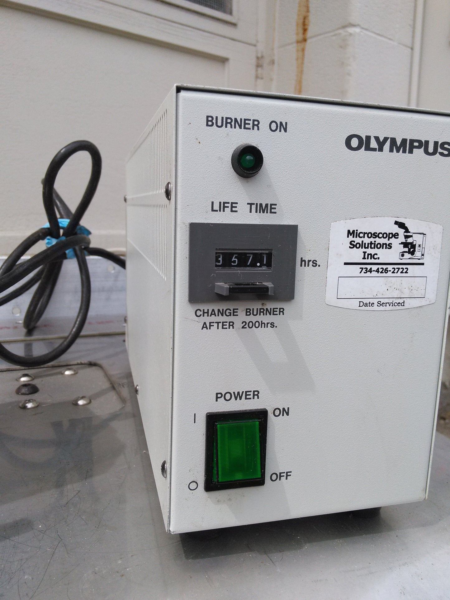 OLYMPUS BH2-RFL-T3 POWER SUPPLY with OLYMPUS U-LH100 Microscope Lamp 19V 100W