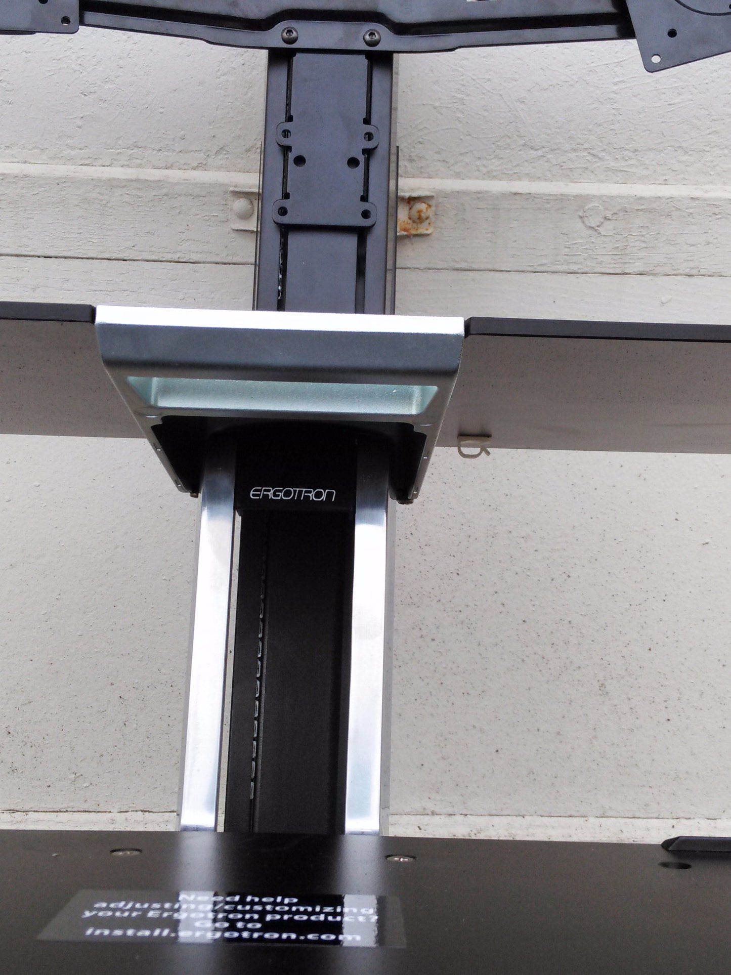 Ergotron 33-349-200 WorkFit-A  Dual Worksurface+ / 2LCD Displays keyboard mouse