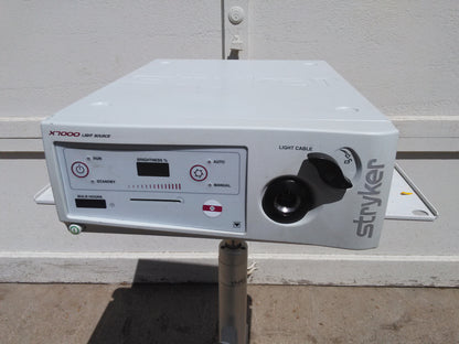 STRYKER X7000 XENON LIGHT SOURCE