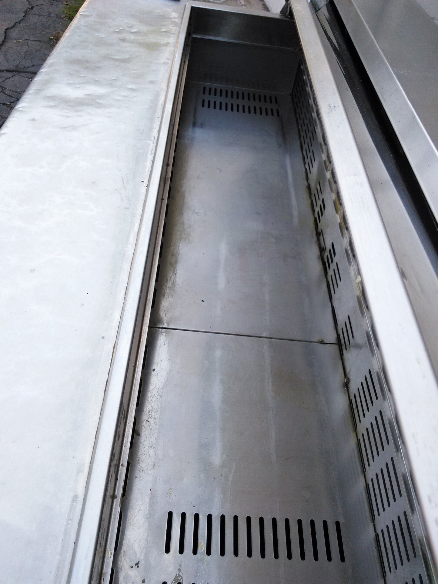 TURBO AIR TWR-60SD 60" 16cf Commercial Worktop Cooler 2 Doors Stainless