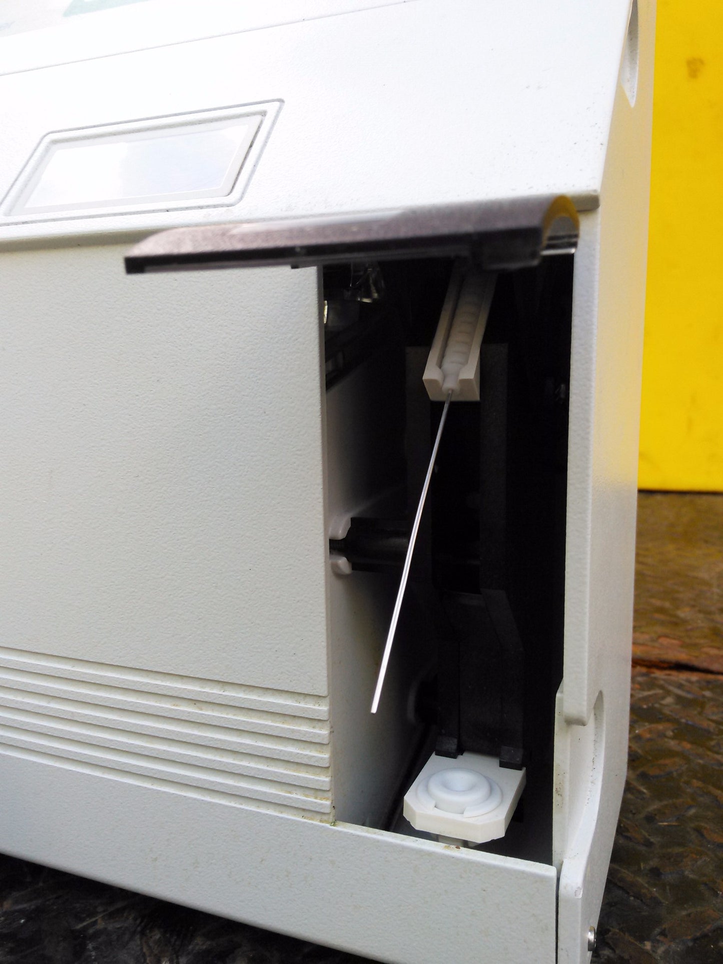 ROCHE TYPE 9180 ELECTROLYTE ANALYZER *no SnapPack *