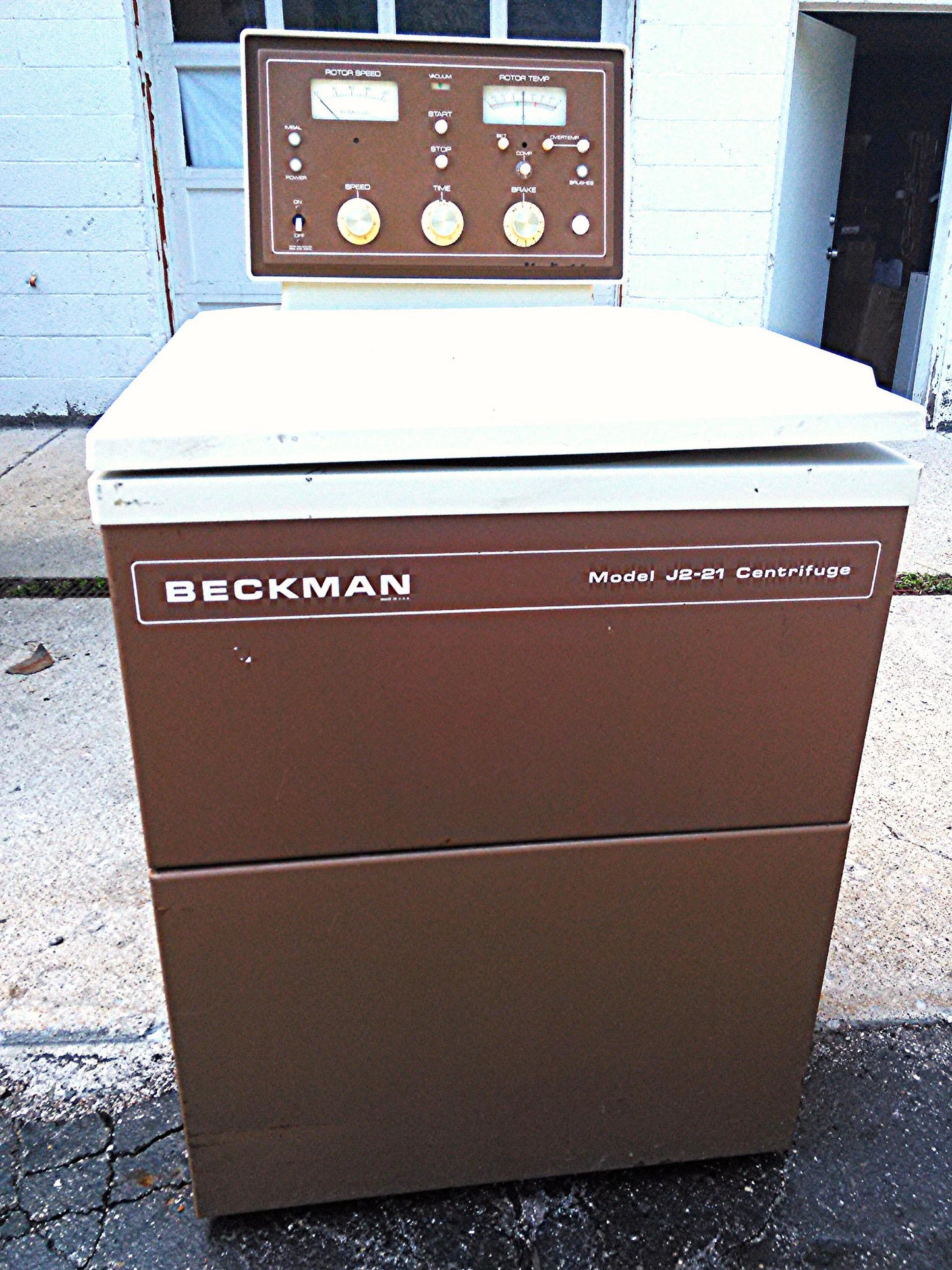 BECKMAN FLOOR REFRIGERATED CENTRIFUGE J2-21 with Rotor PERFECT 3MONTH WARANTY