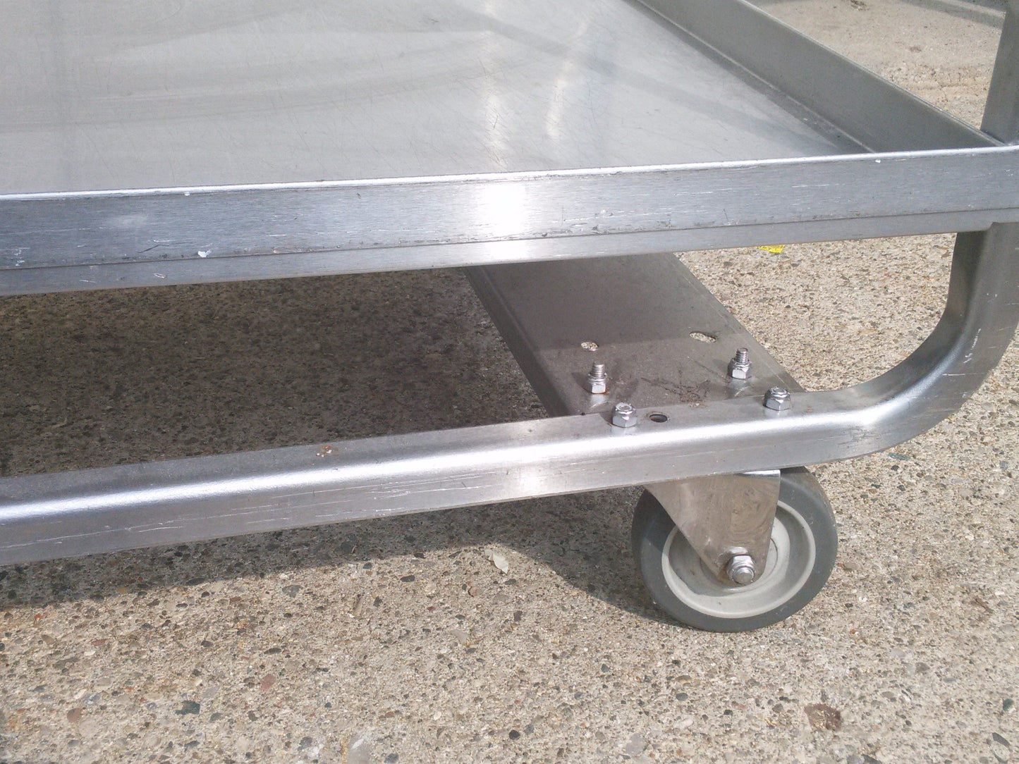 LAKESIDE IMPERIAL MODEL 559 LARGE HEVYDUTY STAINLESS STEEL UTILITY CART 3 SHELF