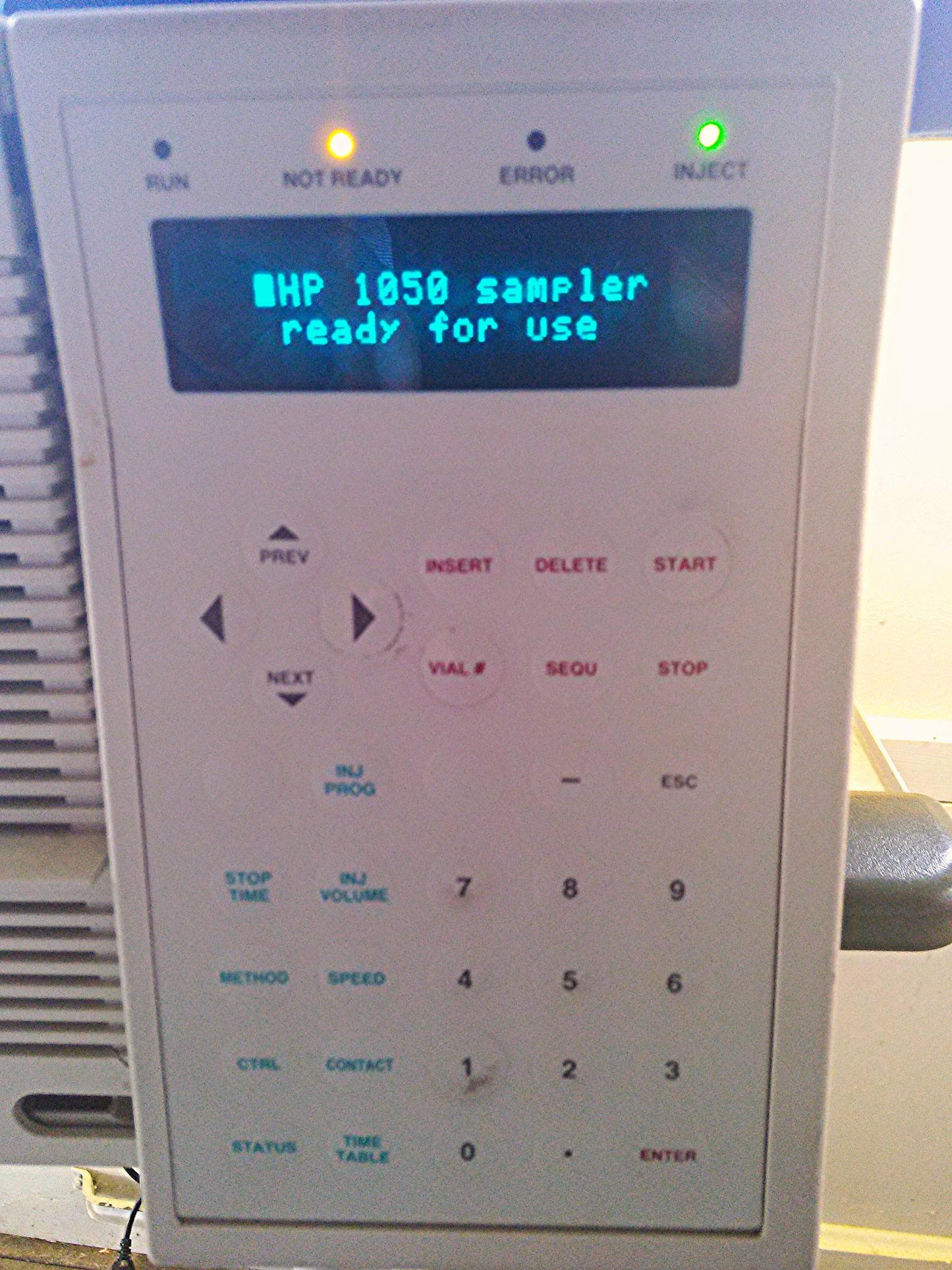 AGILENT HP HEWLETT PACKARD SERIES 1050 AUTOSAMPLER HPLC CHROMATOGRAPHY Mo 79855A