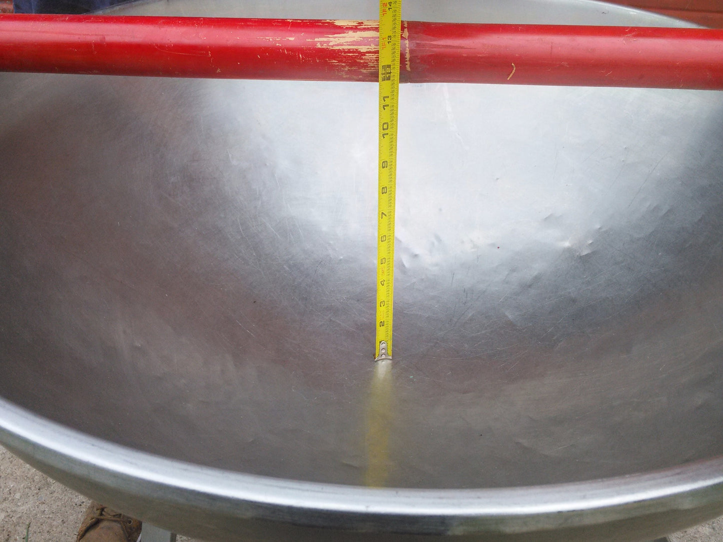 VINTAGE COMMERCIAL KITCHEN STAINLESS STEEL SALAD BOWL & DOLLY 30"w x 12"d x 36h