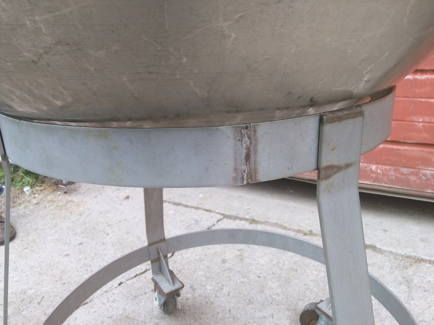 VINTAGE COMMERCIAL KITCHEN STAINLESS STEEL SALAD BOWL & DOLLY 30"w x 12"d x 36h