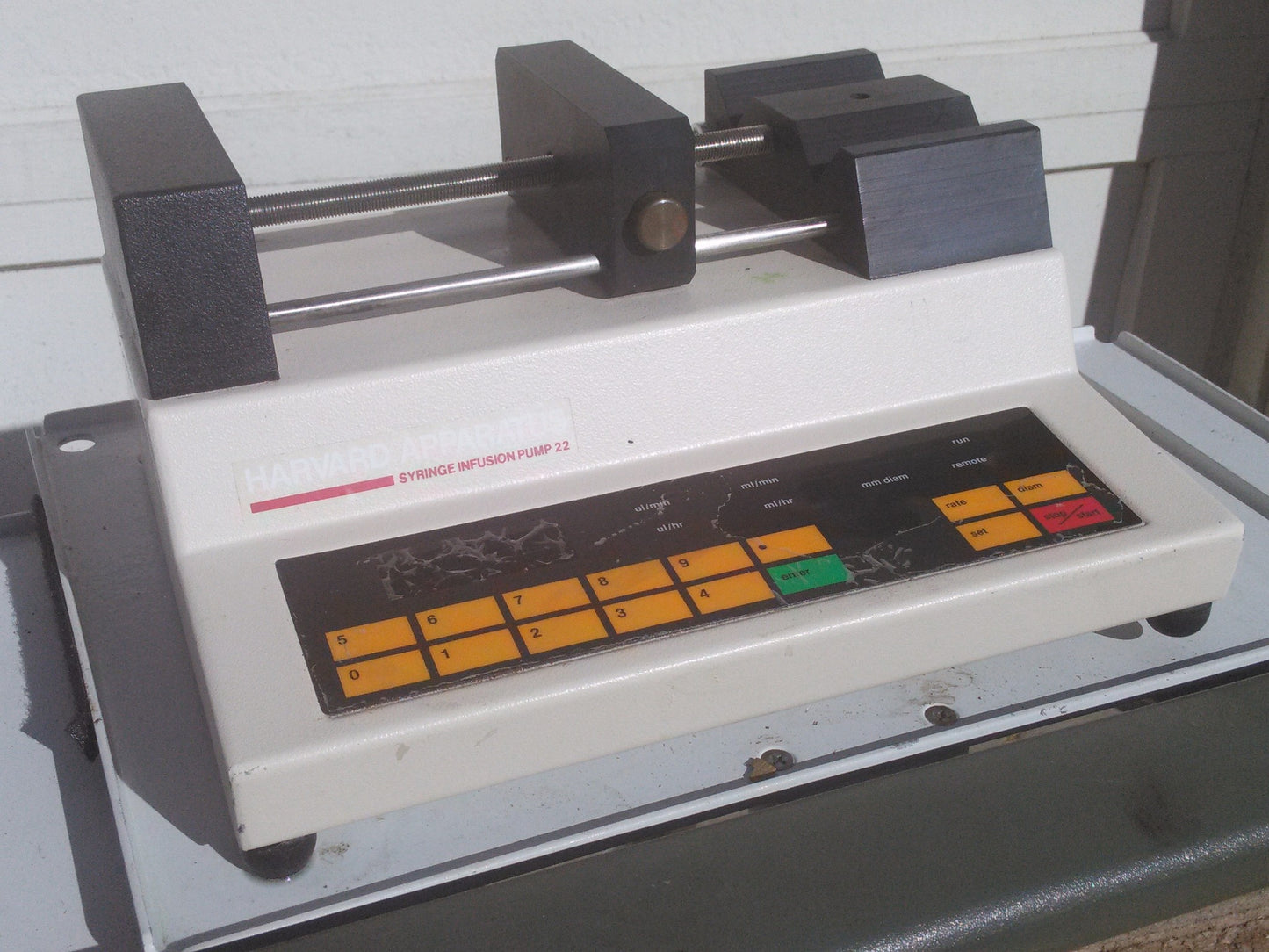 HARVARD APPARATUS SYRINGE INFUSION PUMP MODEL 22 FOR PARTS