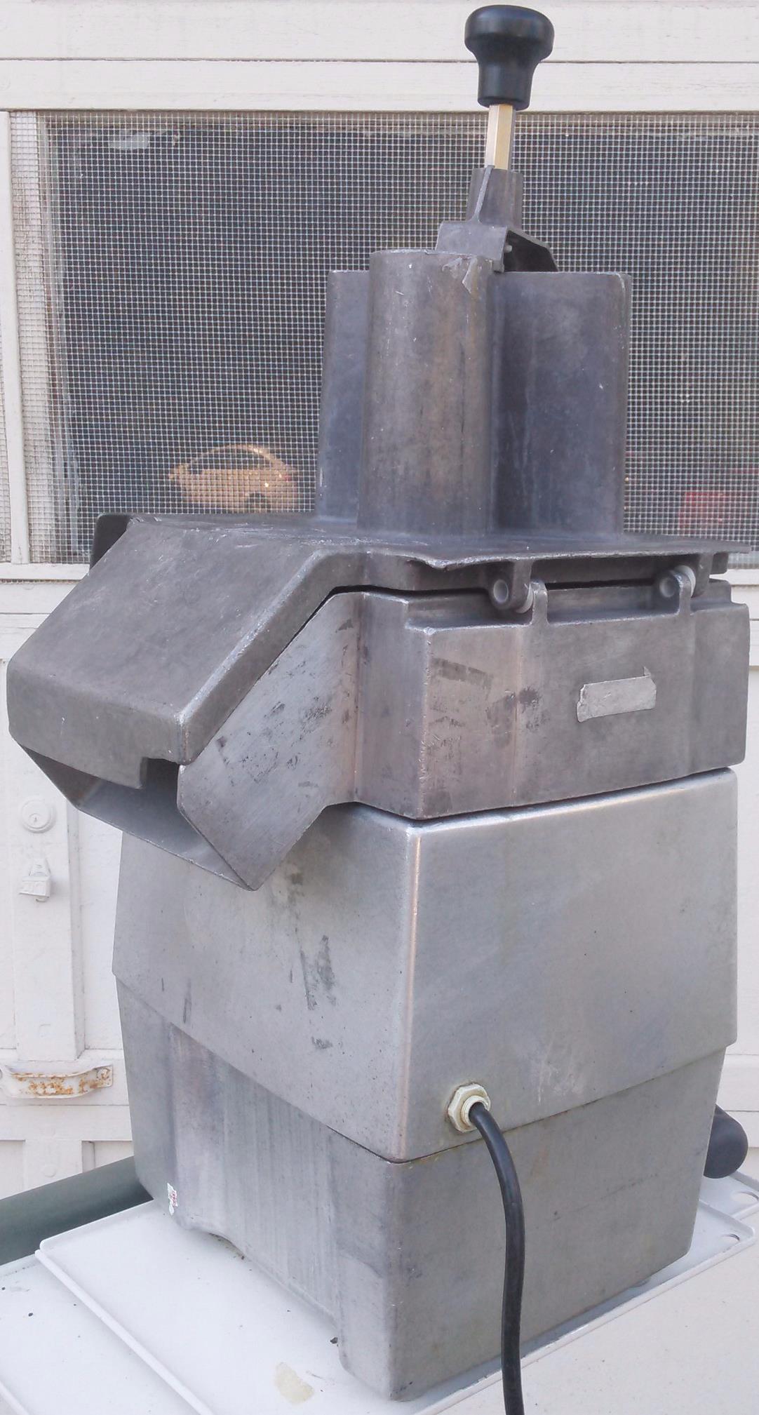 ROBOT COUPE R6VN SERIES D / 7 QUART  3 HP FOOD PREPARATION COMMERCIAL BLENDER