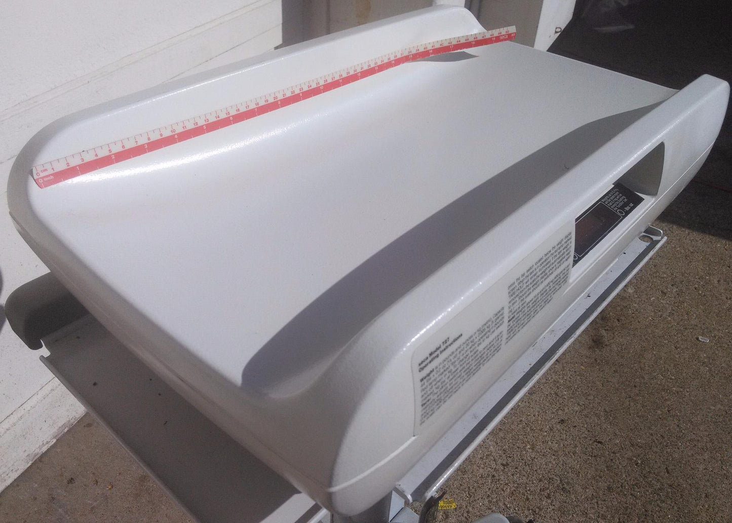 SECA 727 Digital baby scale with fine 1 gram graduation wireless transmission