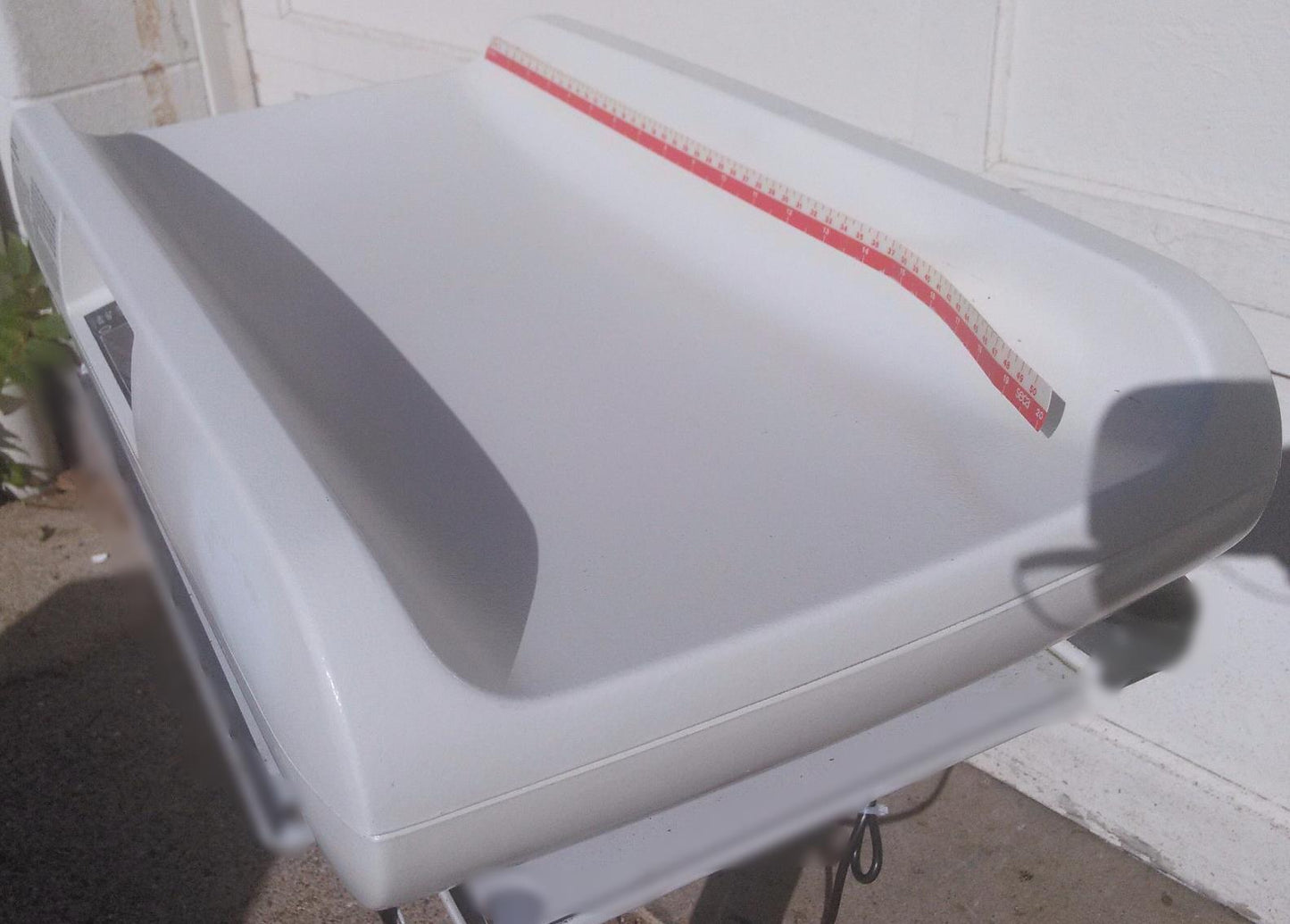 SECA 727 Digital baby scale with fine 1 gram graduation wireless transmission