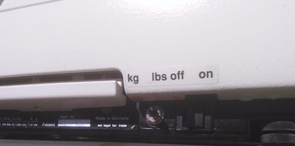 SECA 727 Digital baby scale with fine 1 gram graduation wireless transmission