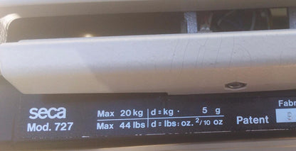 SECA 727 Digital baby scale with fine 1 gram graduation wireless transmission