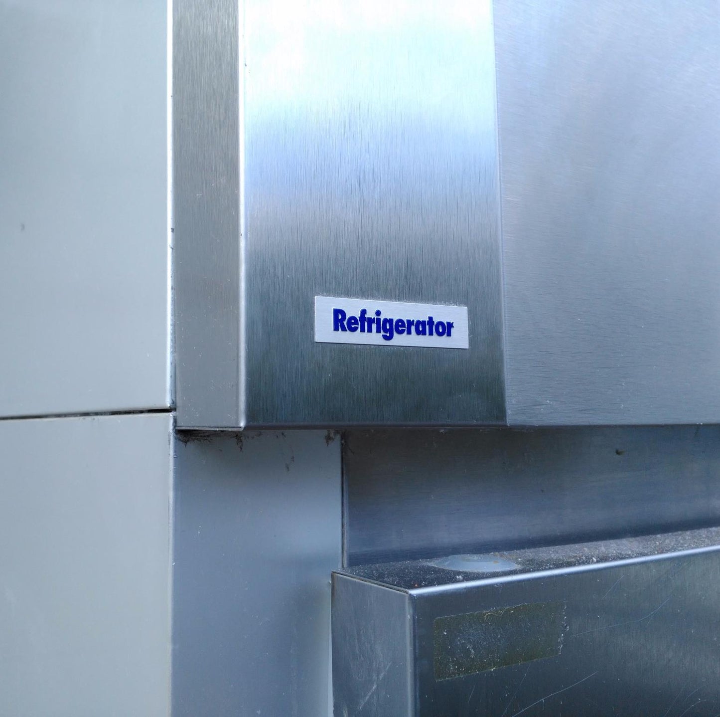 McCALL MANITOWOC KOOLAIRE REFRIGERATOR 4-40KR-3C THREE SECTION REACH IN COOLER
