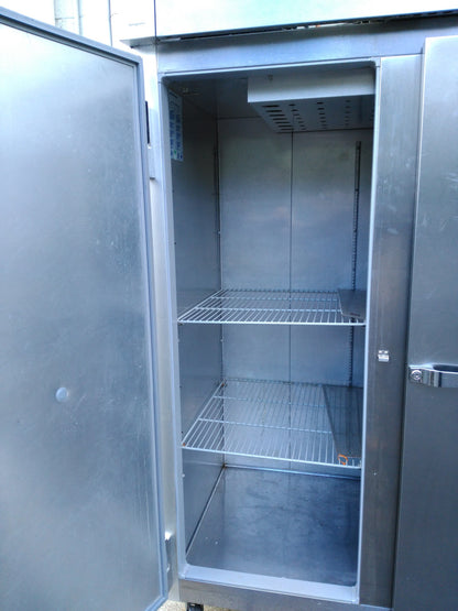 McCALL MANITOWOC KOOLAIRE REFRIGERATOR 4-40KR-3C THREE SECTION REACH IN COOLER