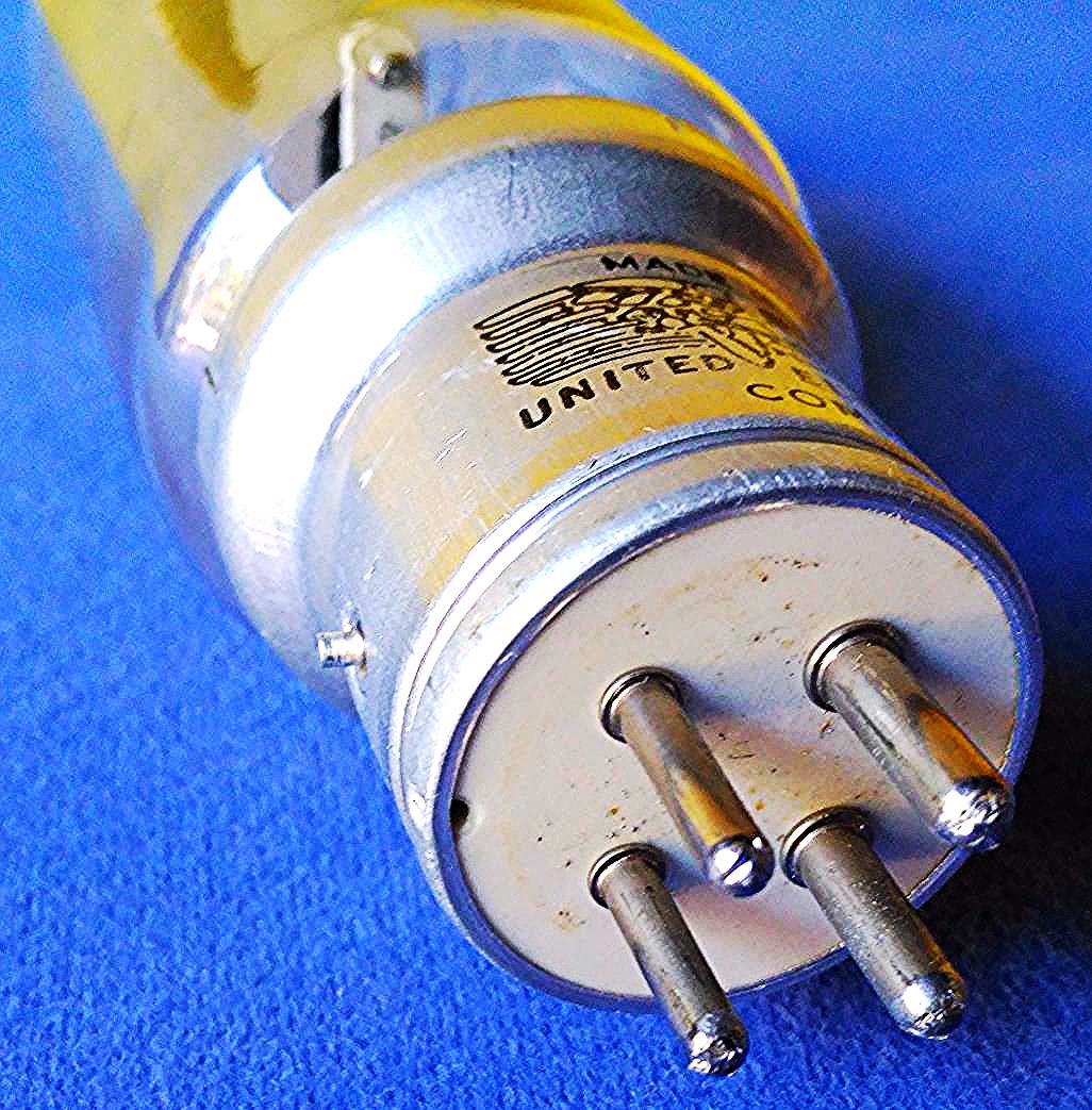PAIR MILITARY UNITED ELECTRONICS TYPE UXCV-II 6932 VACUUM TUBE TUBES GREAT CONDI