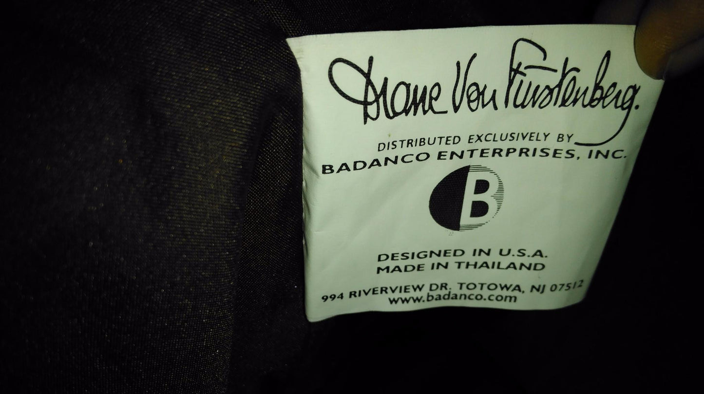 Authentic DIANE von FURSTENBERG VOYAGE Shoulder Bag Large WONDERFUL CONDITION