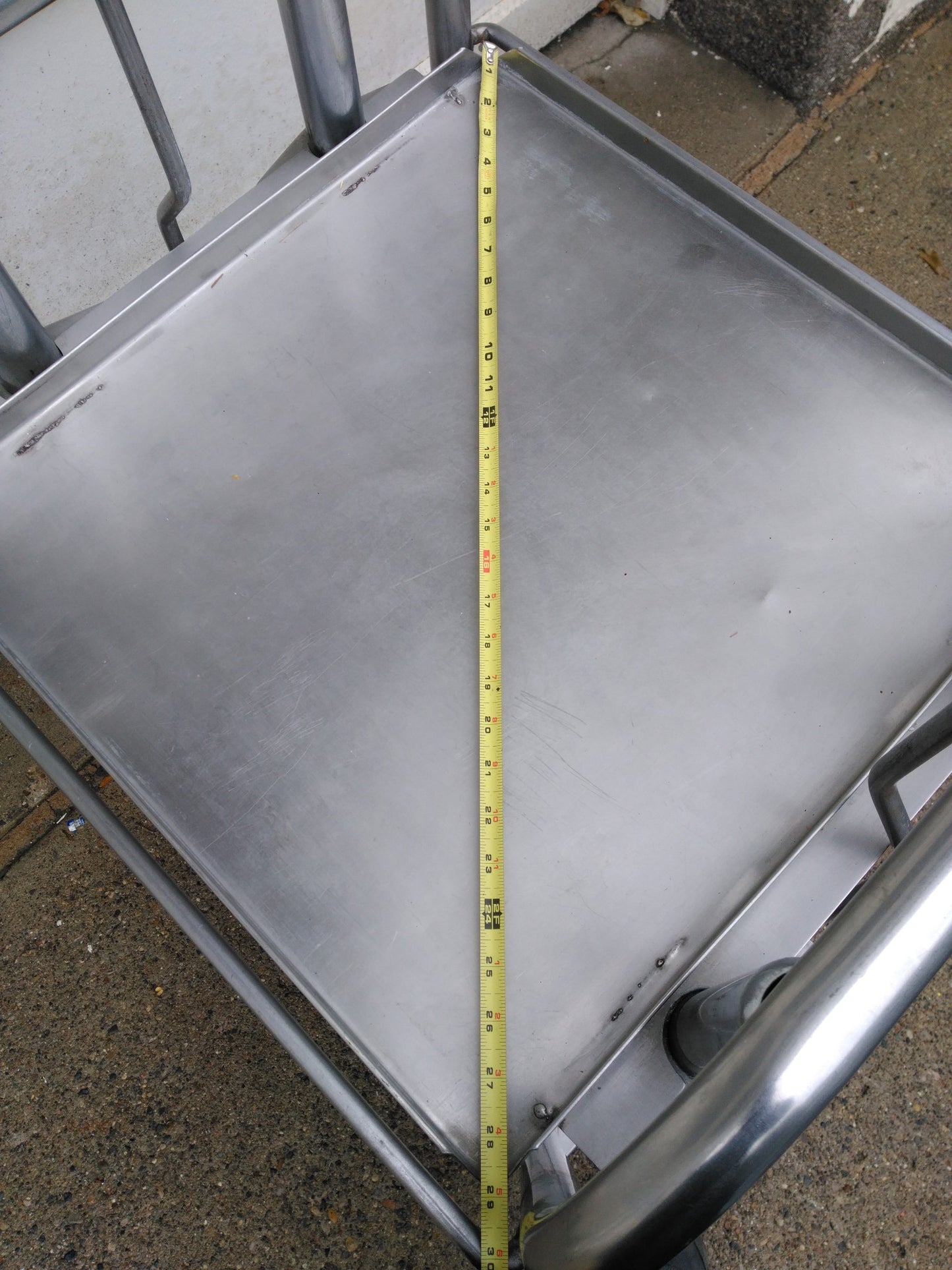 Commercial Kitchen Restaurant Pneumatic Stain Steel Tray Dispenser Cart 23x38x23