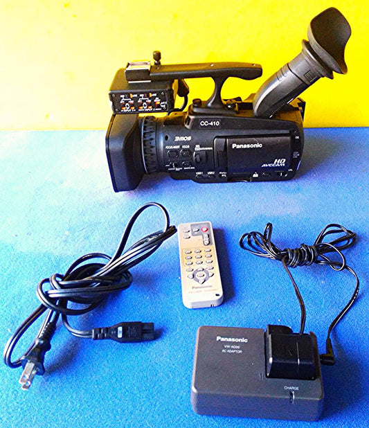 Panasonic AVCCAM AG‑HMC40 3.05 MP Professional HD Camcorder ‑ 1080p Camera HMC40
