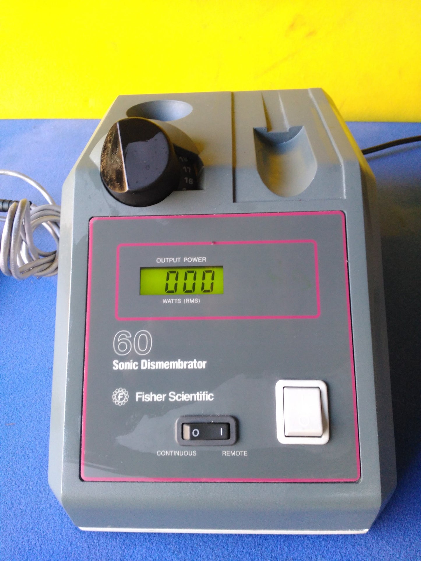 FISHER SCIENTIFIC SONIC DISMEMBRATOR F60 60 with PROBE ULTRASONIC FULLY WORKING