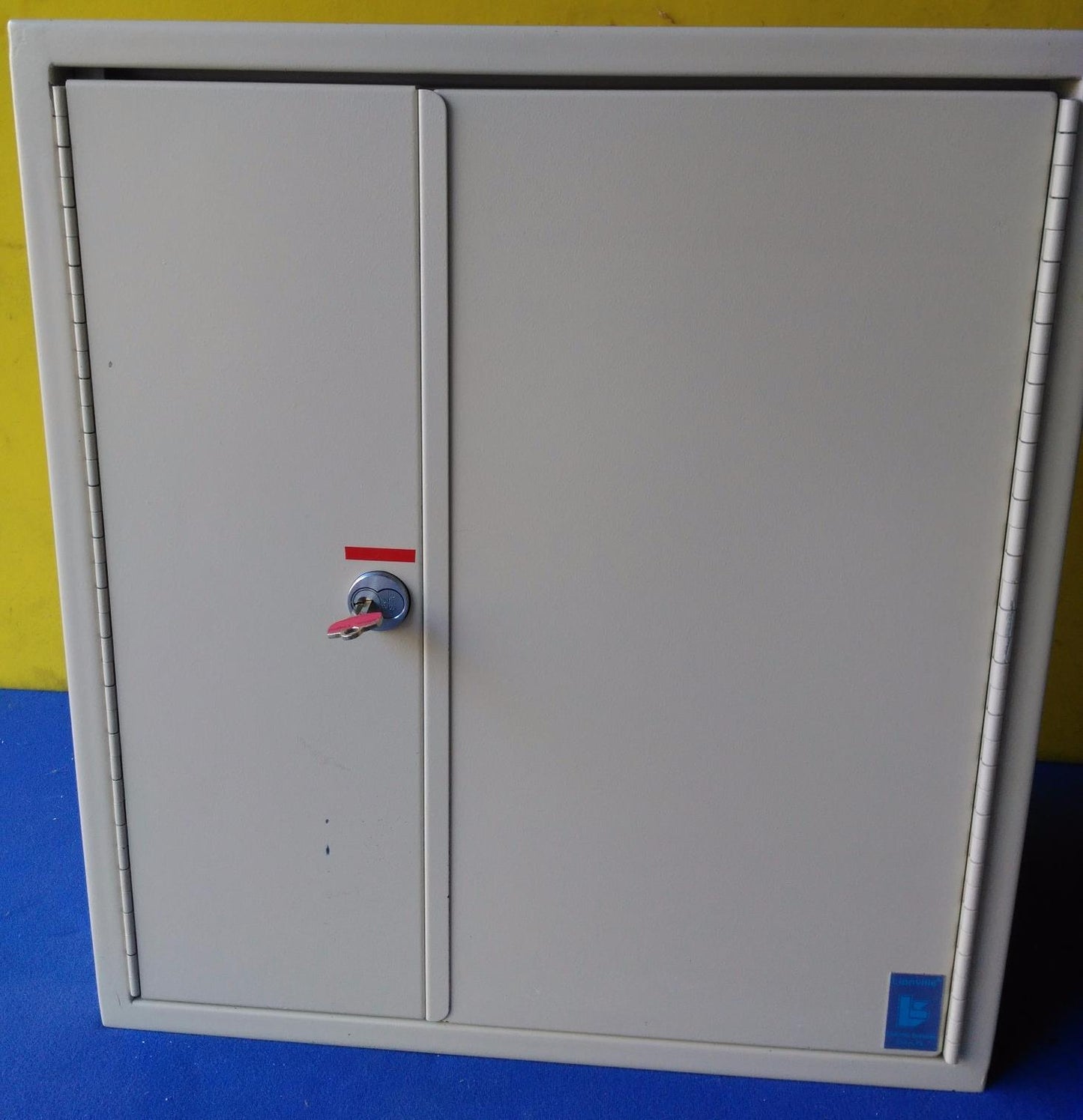 LIONVILLE CS LOCKER MEDICAL LOCK SECURITY MEDICINE DRUG PRESCRIPTION CABINET KEY