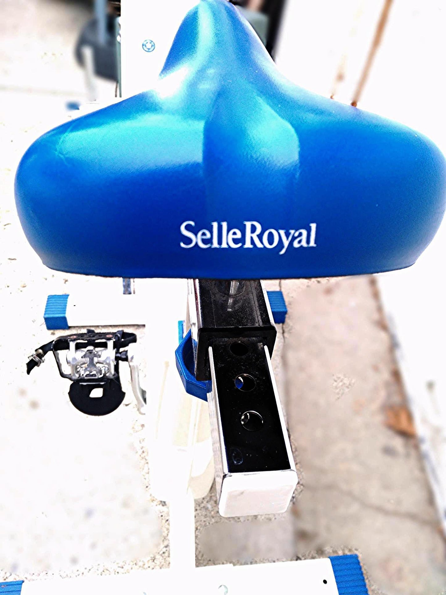 MONARK ERGOMEDIC 894E ANAEROBIC PEAK BIKE SELLEROYAL SADDLE