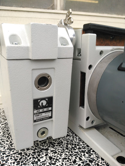 TRIVAC LEYBOLD AF16 - 25D VACUUM oil-sealed PUMP 16 B Exhaust filter AF 16-25