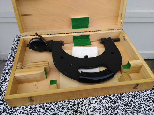 STANDARD GAGE COMPANY Dial Snap Gage 8" - 7" Range 152 m/m - 187 m/m Wooden Case