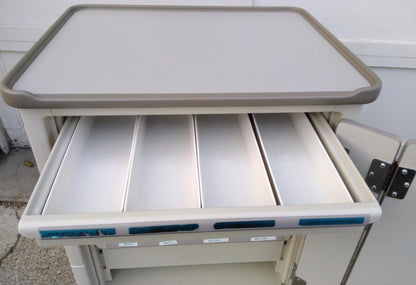 HERMAN MILLER MEDICAL LAB CART LOCK ON WHEELS SEALED DOOR Hospital Veterinary