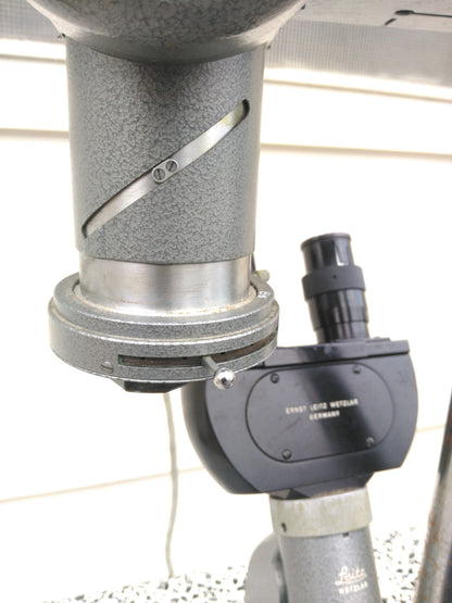 LEITZ MICROSCOPE