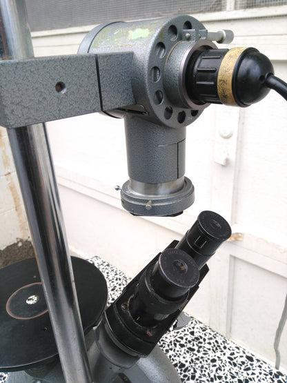 LEITZ MICROSCOPE