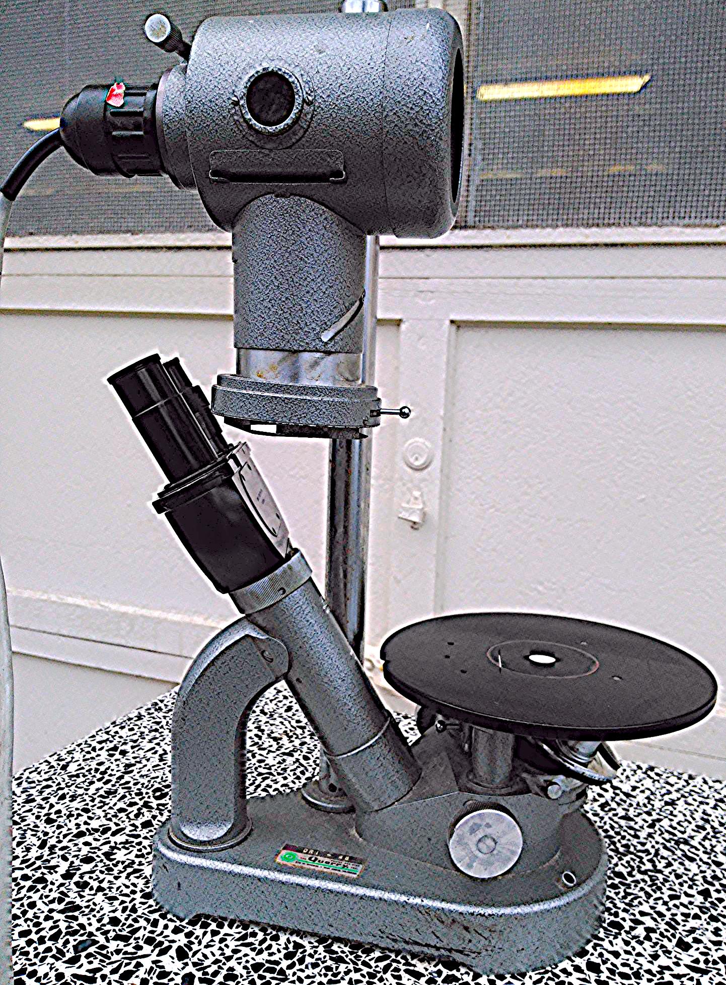 LEITZ INVERTED MICROSCOPE 3 Objectives 10 / 3.5 / 6 Binocular Stage Power Supply