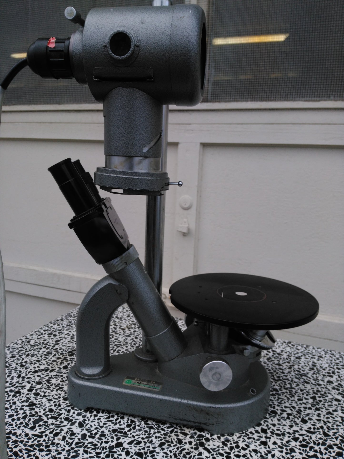LEITZ MICROSCOPE