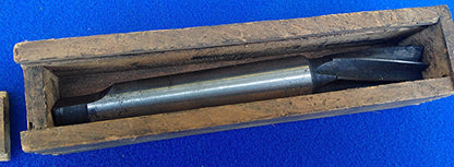 BROWN & SHARPE 5/8" SPIRAL END MILL NUMBER 71 MORSE TAPER FREE SHIPPING