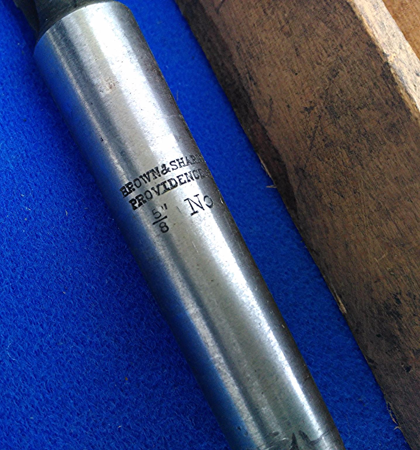 BROWN & SHARPE 5/8" SPIRAL END MILL NUMBER 71 MORSE TAPER FREE SHIPPING