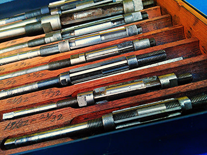 SET 9 REASOR ADJUSTABLE REAMER TYPE " P " GRADE TWO SPEC MIL R 15846