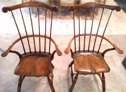 BEAUTIFUL PAIR VINTAGE WINDSOR MAPLE CHAIR SPINDLE CHAIRS CHARLOTTE FURNITURE Co