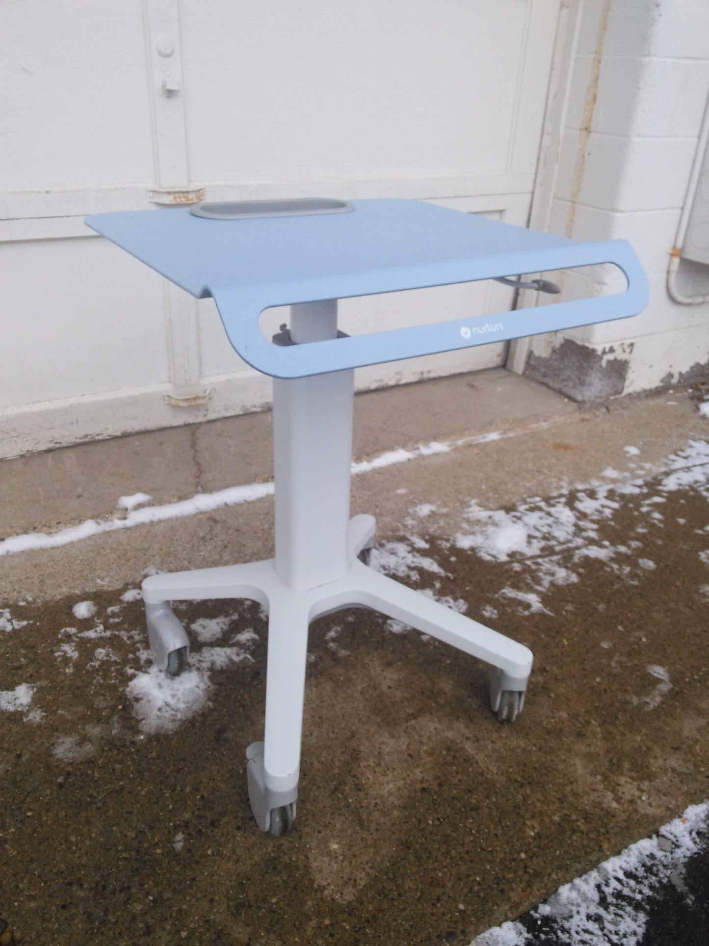 STEELCASE NURTURE HP2322a MEDICAL ADJUSTABLE CART & WORKTOOL