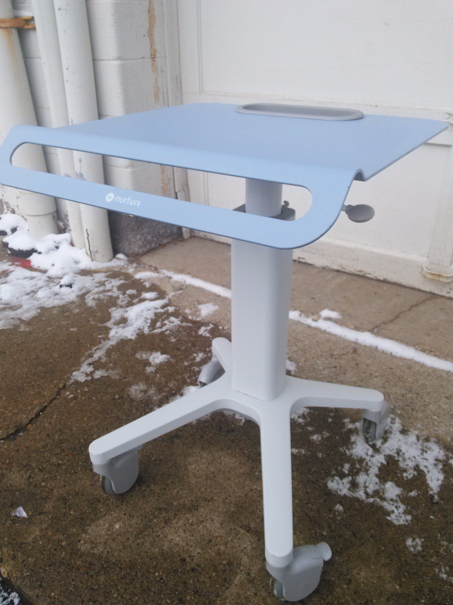 STEELCASE NURTURE HP2322a MEDICAL ADJUSTABLE CART & WORKTOOL