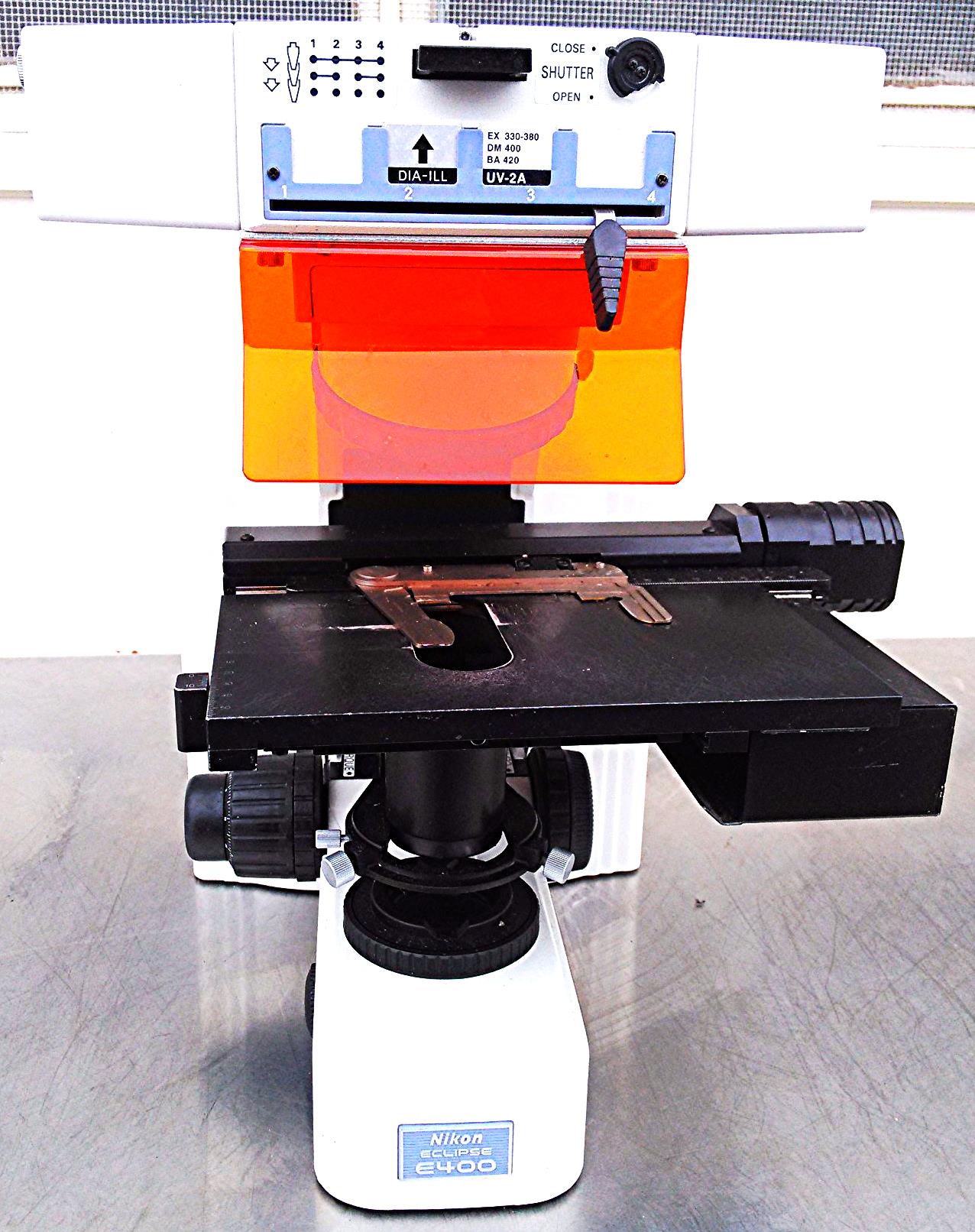 NIKON ECLIPSE E400 MICROSCOPE POWERS UP FINE NOT COMPLETE FOR PARTS AS IS