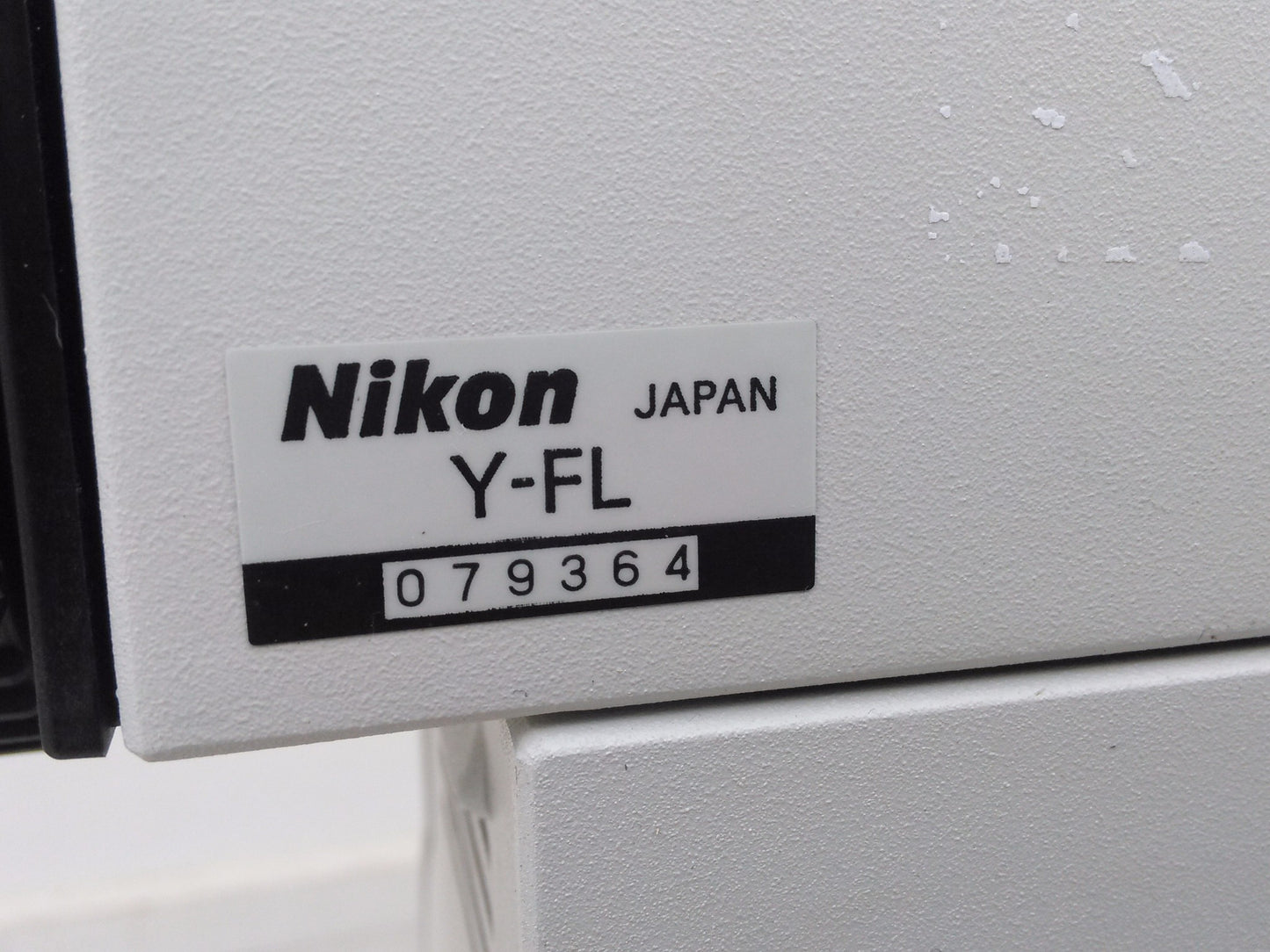 NIKON ECLIPSE E400 MICROSCOPE POWERS UP FINE NOT COMPLETE FOR PARTS AS IS